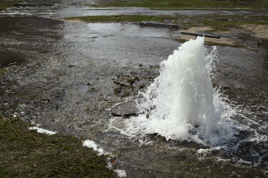 Overflowing drain